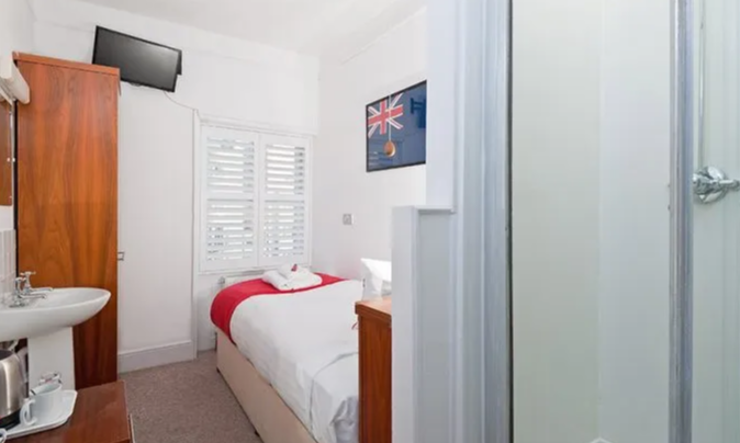 Single Rooms